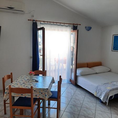 Apartmani Maver 圣菲利普雅科夫 外观 照片